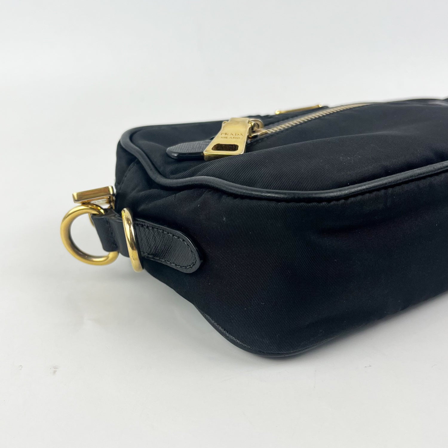 Prada Borsa a Spalla in Nylon Nero Mini Bag con Dettagli in Pelle