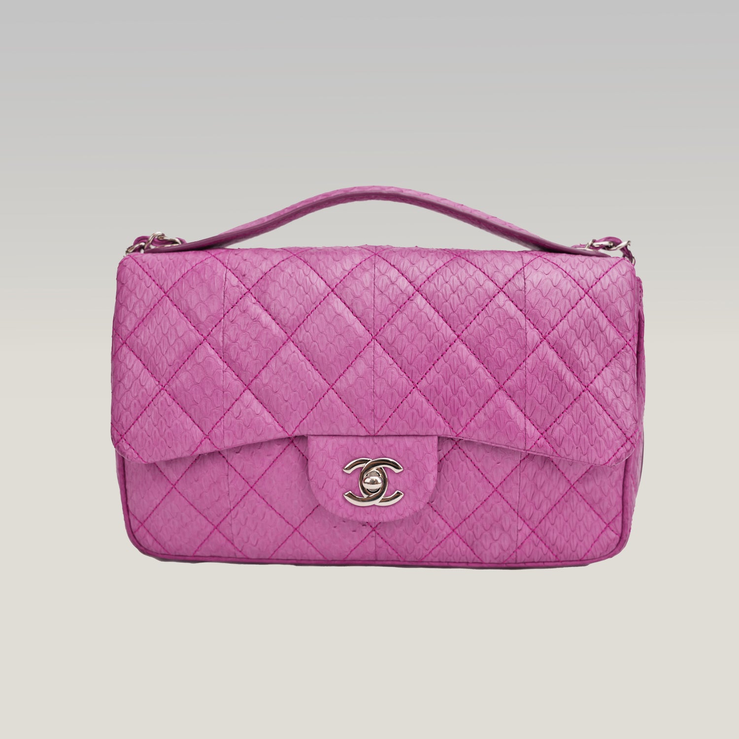 CHANEL Classic Flap Easy Carry Media in Pitone Viola Matelassé
