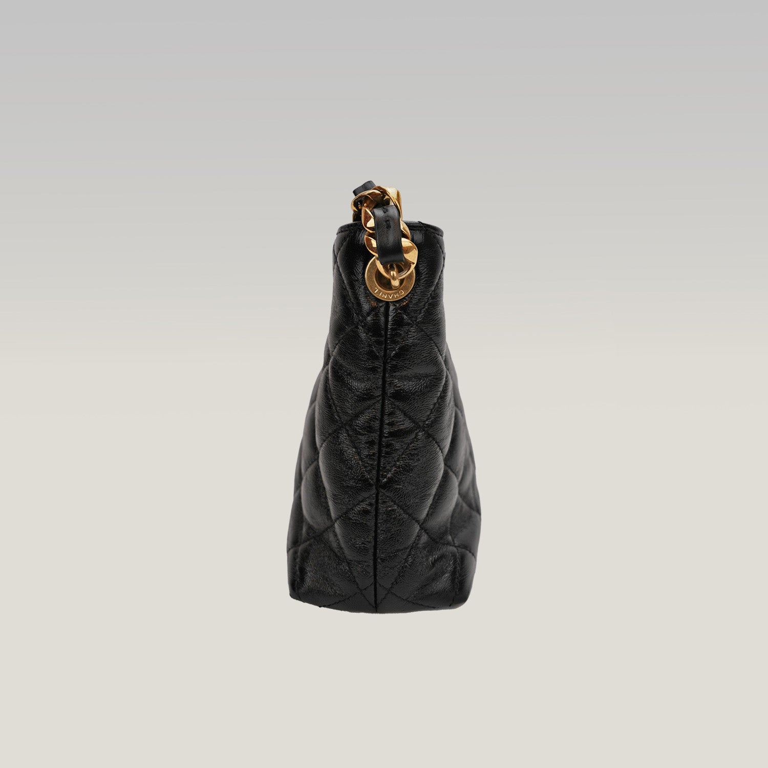 Chanel 24P Shiny Lambskin Quilted CC Hobo Black Borsa