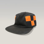 Off-White Cappello Baseball Nero con Motivo Geometrico Arancione