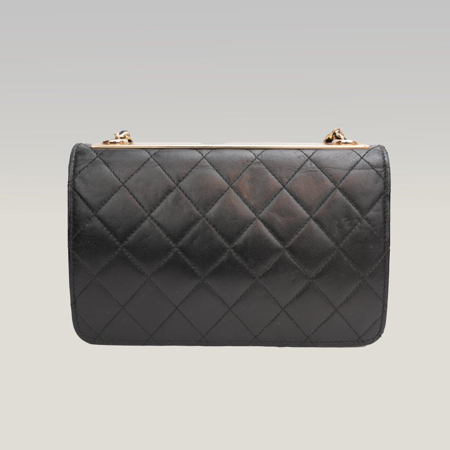 Chanel Trendy CC borsa a spalla nera trapuntata con chiusura dorata