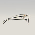 Prada occhiali da sole bianchi con logo nero a contrasto