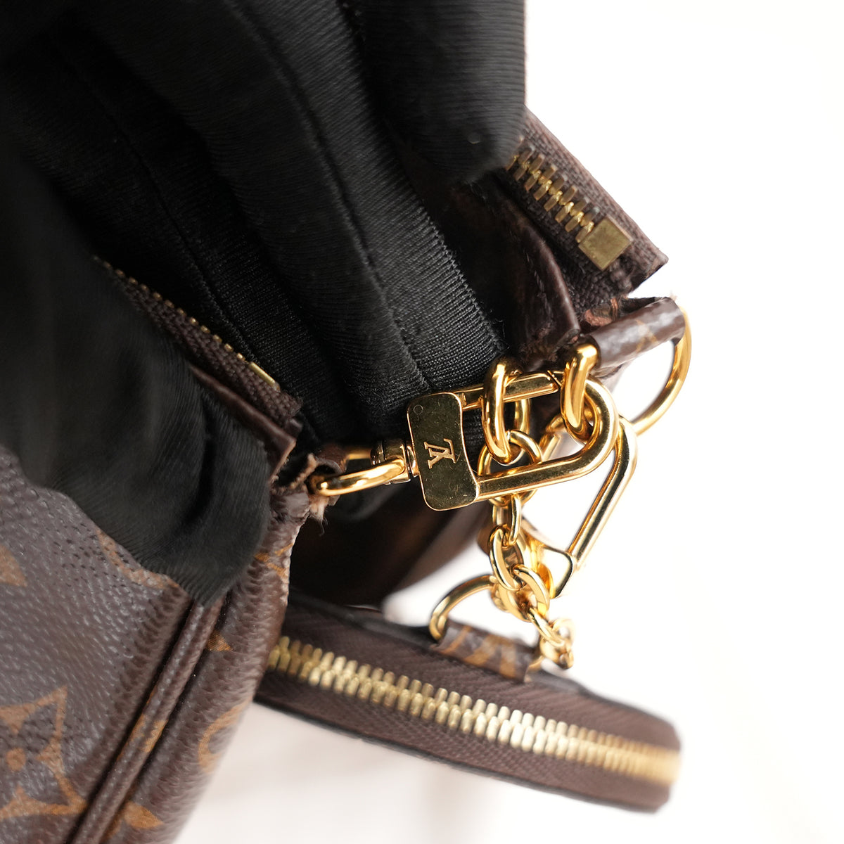Louis Vuitton Multi Pochette Accessoires Monogram in Tela Cerata e Pelle Marrone