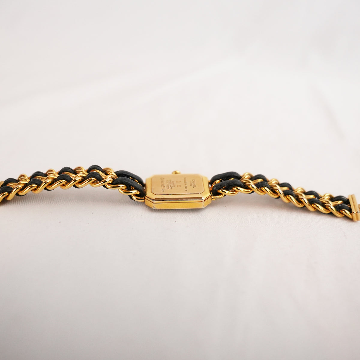 Chanel Première Orologio Nero e Oro con Bracciale a Catena in Pelle e Metallo Dorato