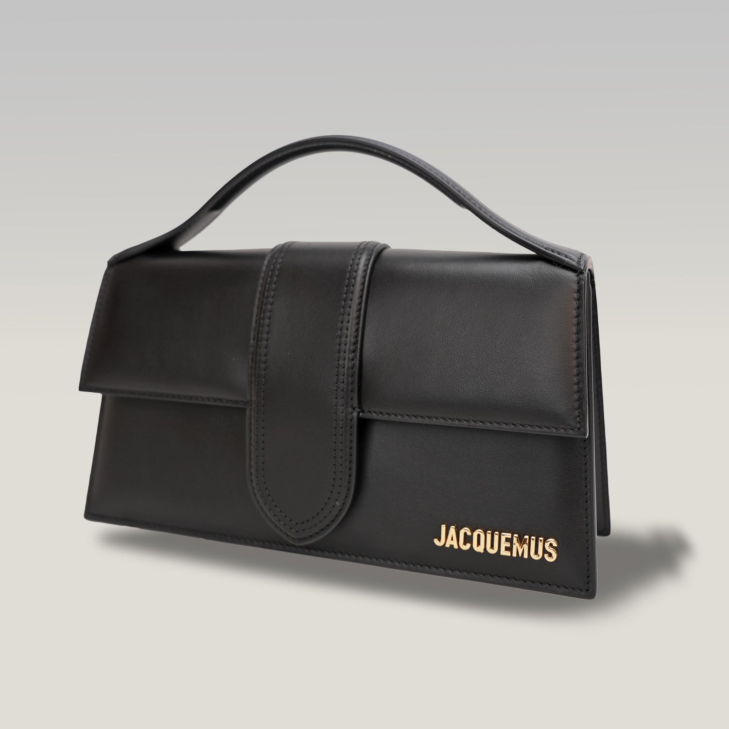Jacquemus Le Grand Bambino nero con logo oro