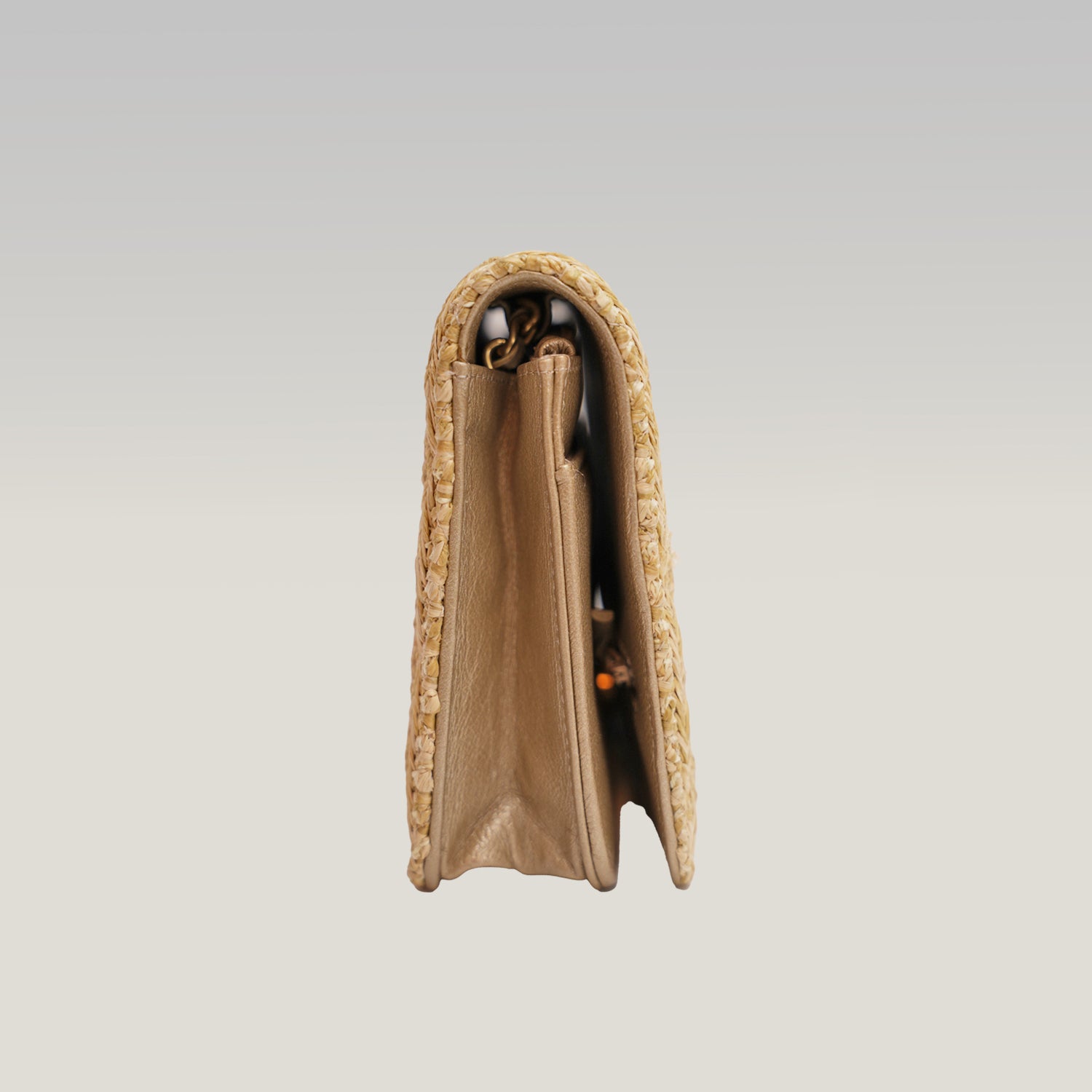 Chanel Wallet On Chain in rafia intrecciata beige