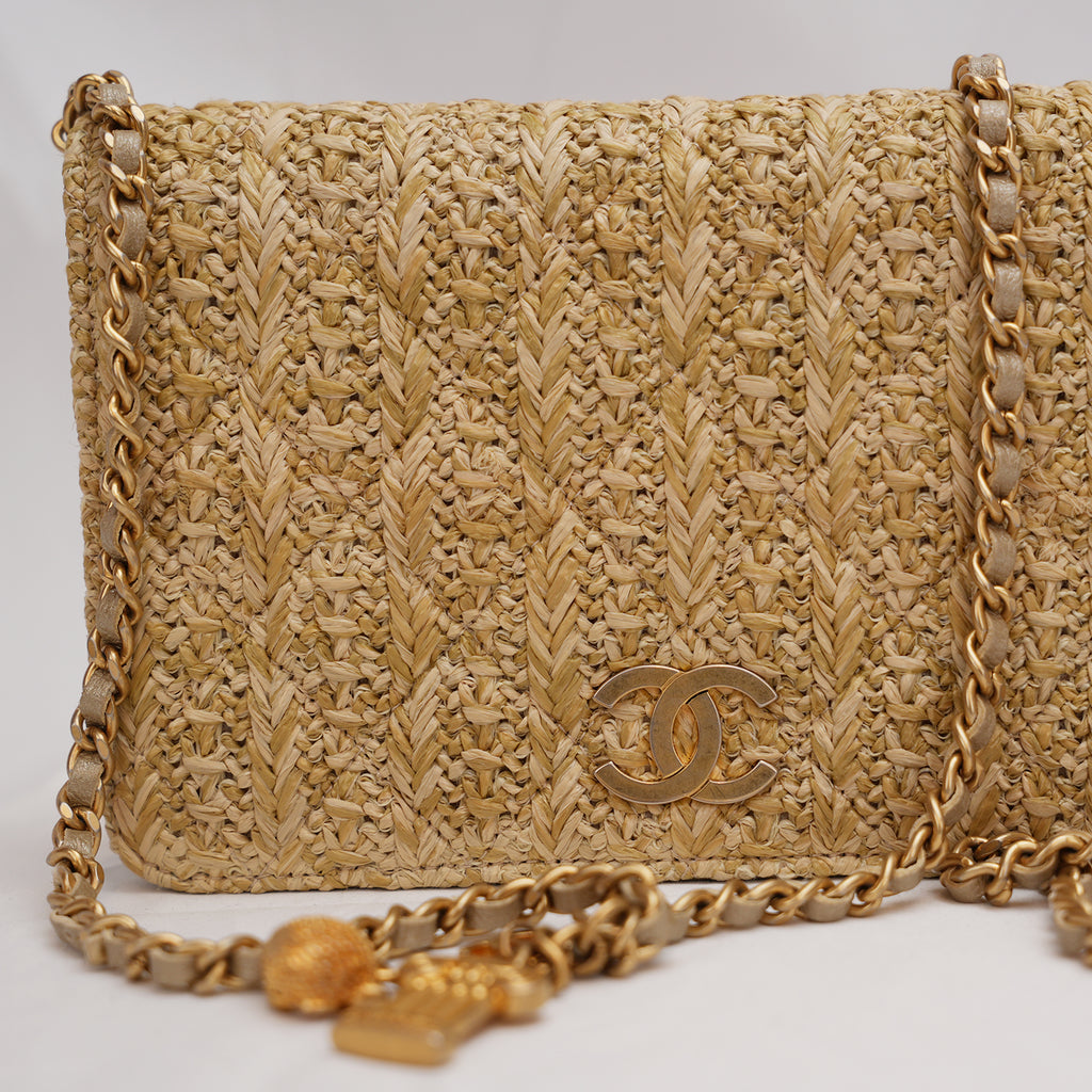 Chanel Wallet On Chain in rafia intrecciata beige