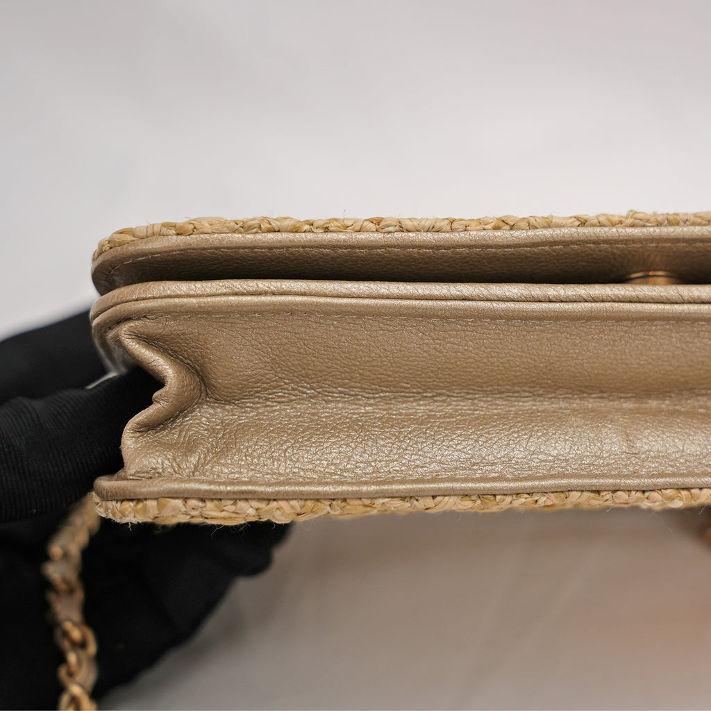 Chanel Wallet On Chain in rafia intrecciata beige