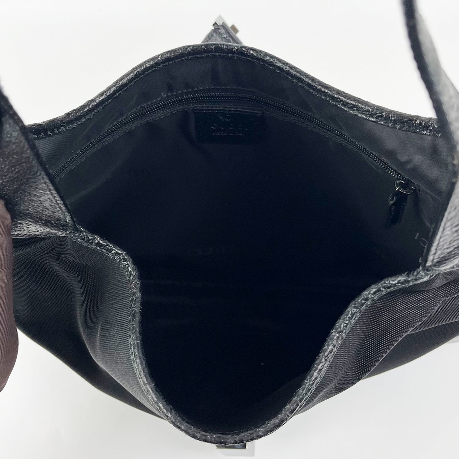 Gucci Jackie Hobo Bag in Black Canvas and Leather with Iconic Closure