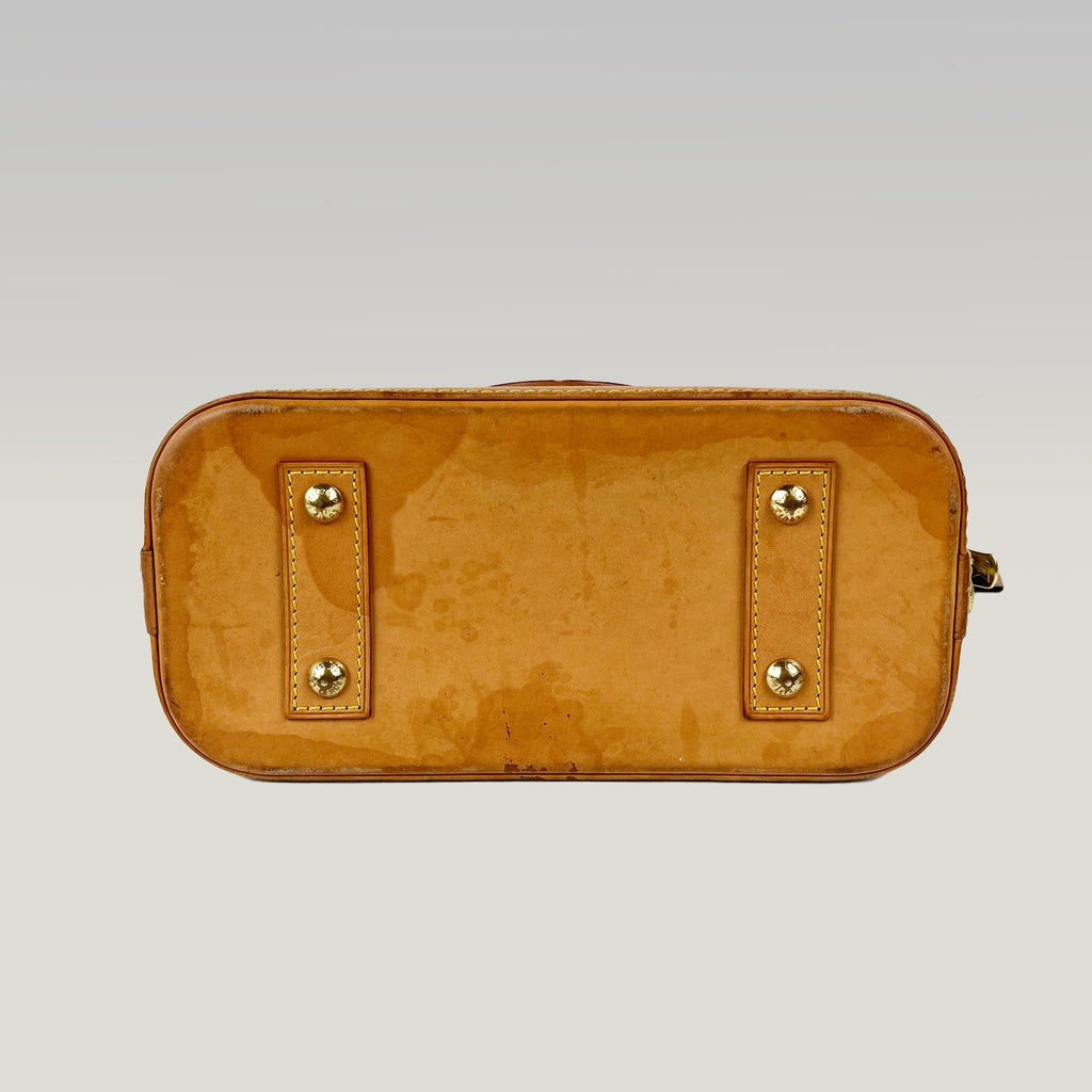 Louis Vuitton Alma BB Monogram Canvas con Finiture in Pelle Naturale