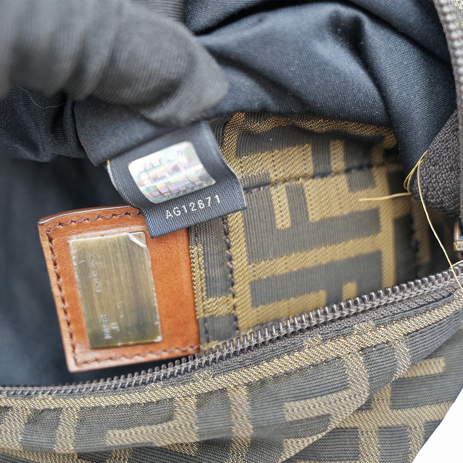 Fendi FF – monogram shoulder bag in brown canvas and leather