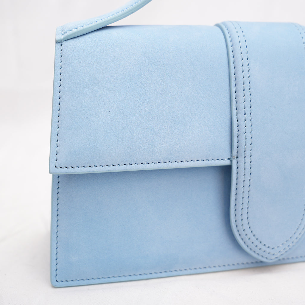 Jacquemus Le Grand Bambino Azzurro in Pelle con Manico