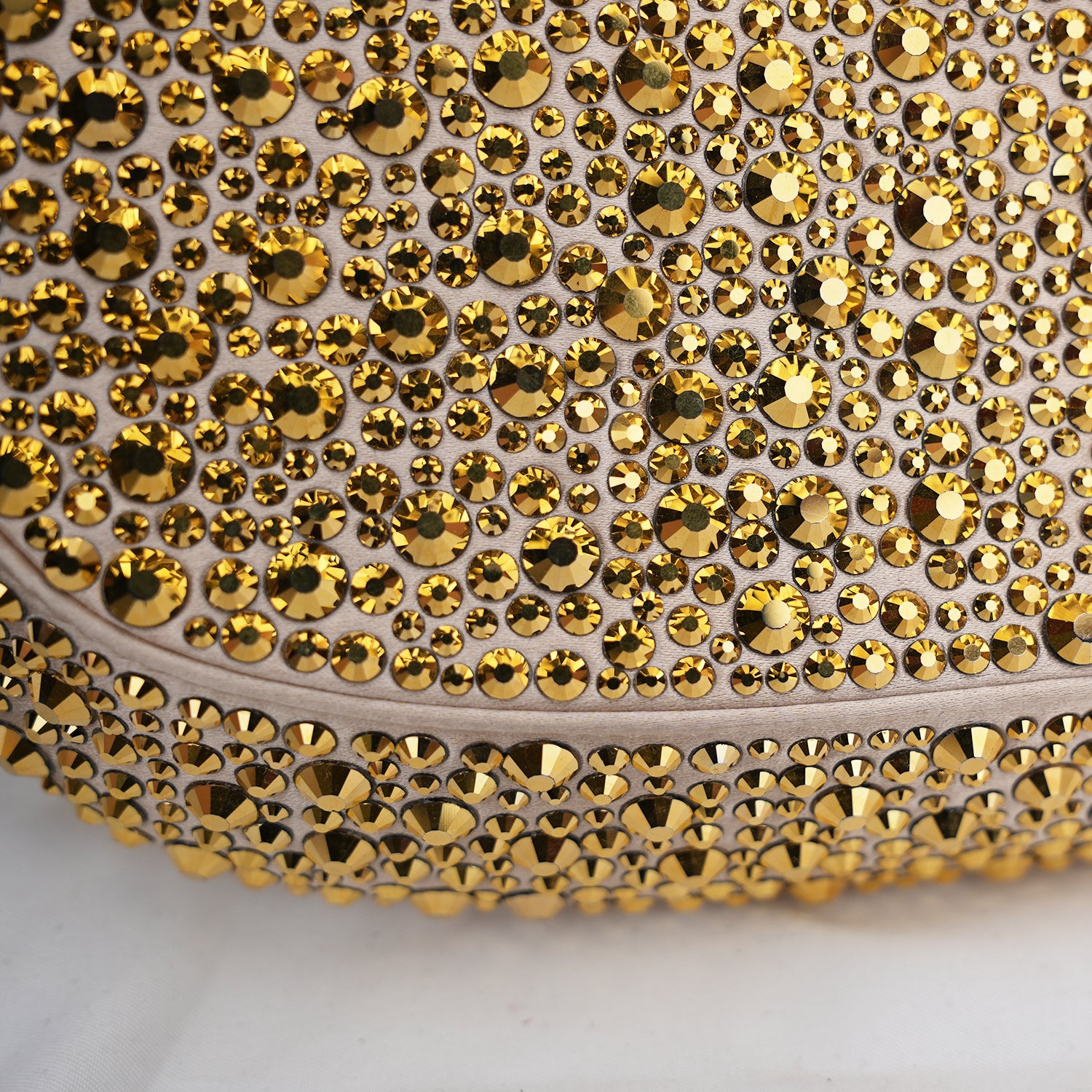 Prada Cleo mini borsa in raso color oro con cristalli