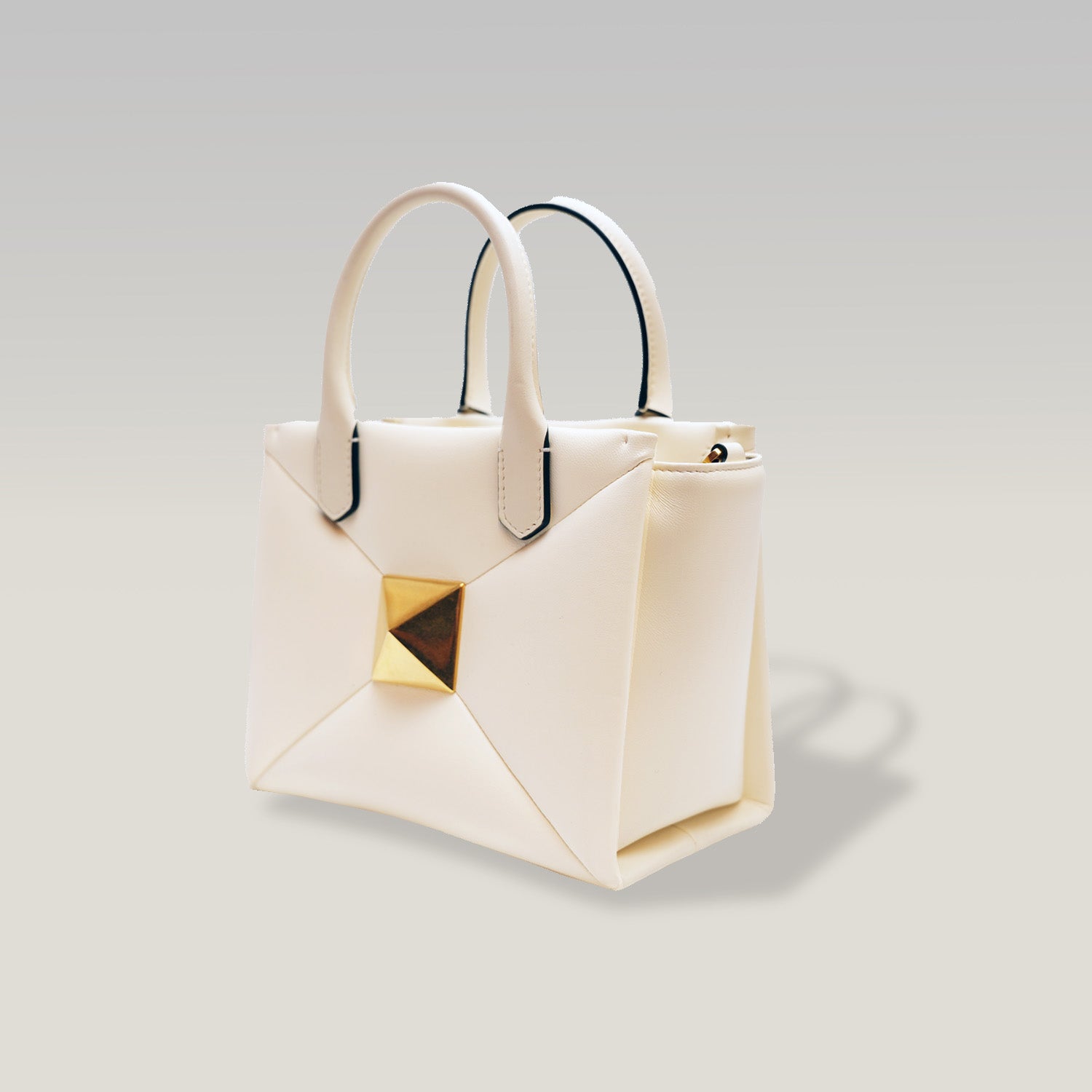 Valentino One Stud – mini borsa a mano in pelle di agnello bianco perla