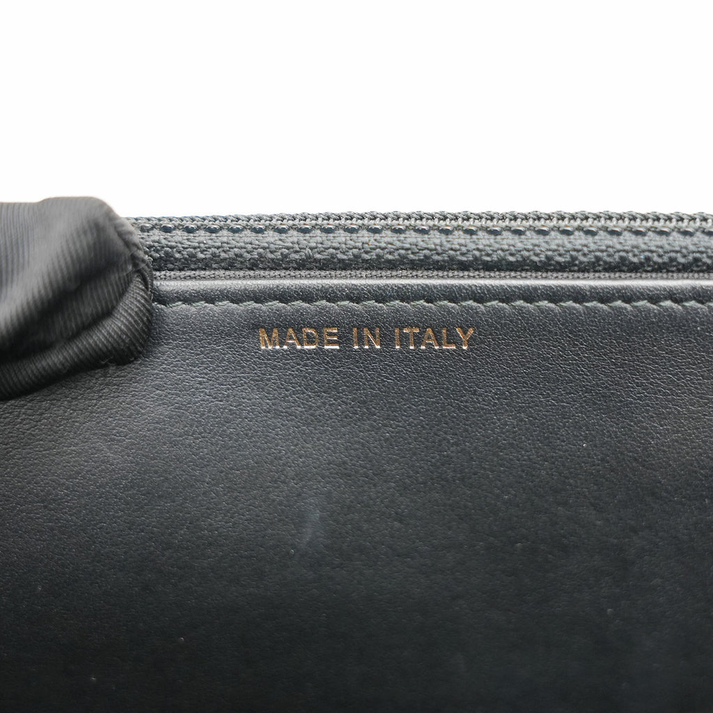 Chanel Wallet on Chain (WOC) 