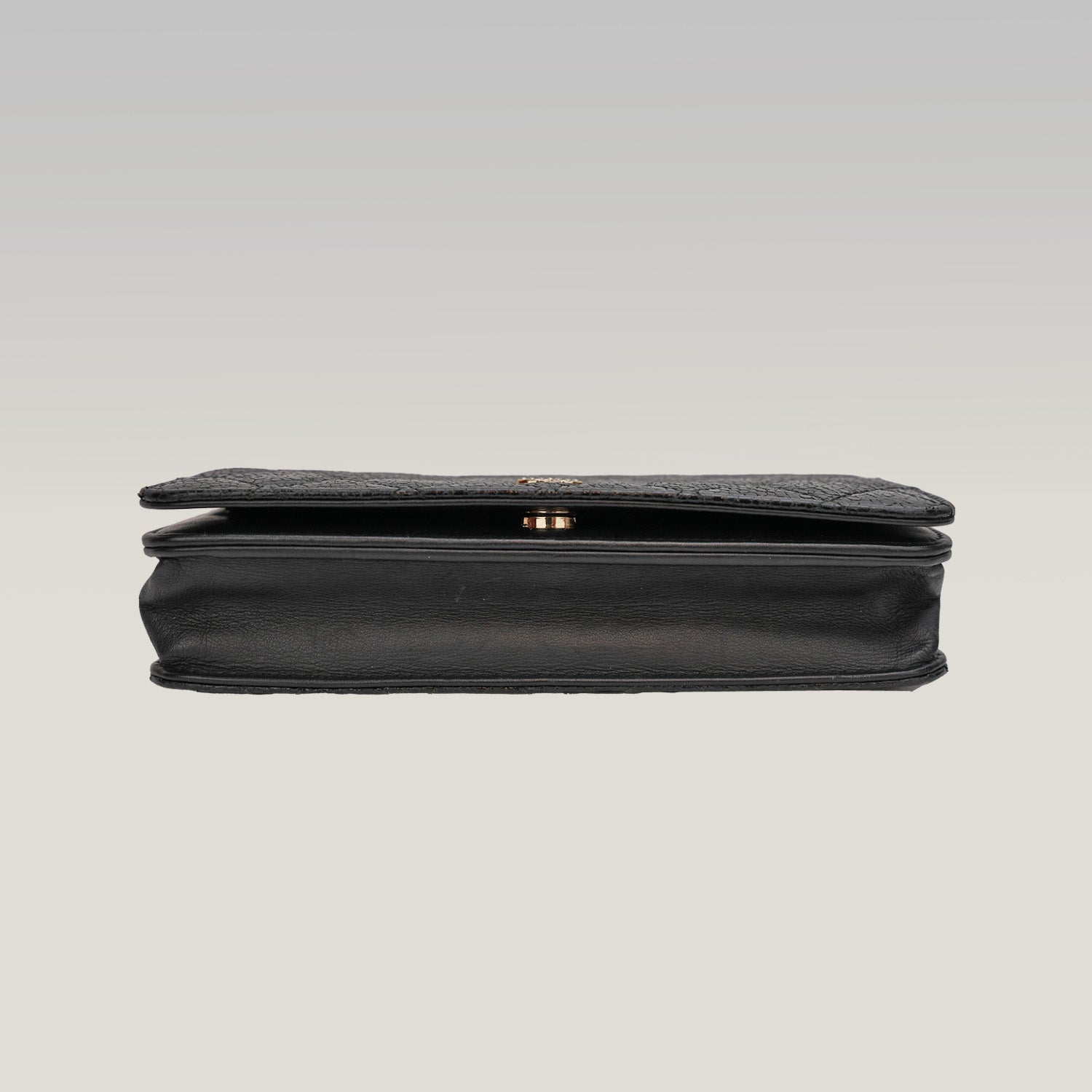 Chanel Wallet on Chain (WOC) 