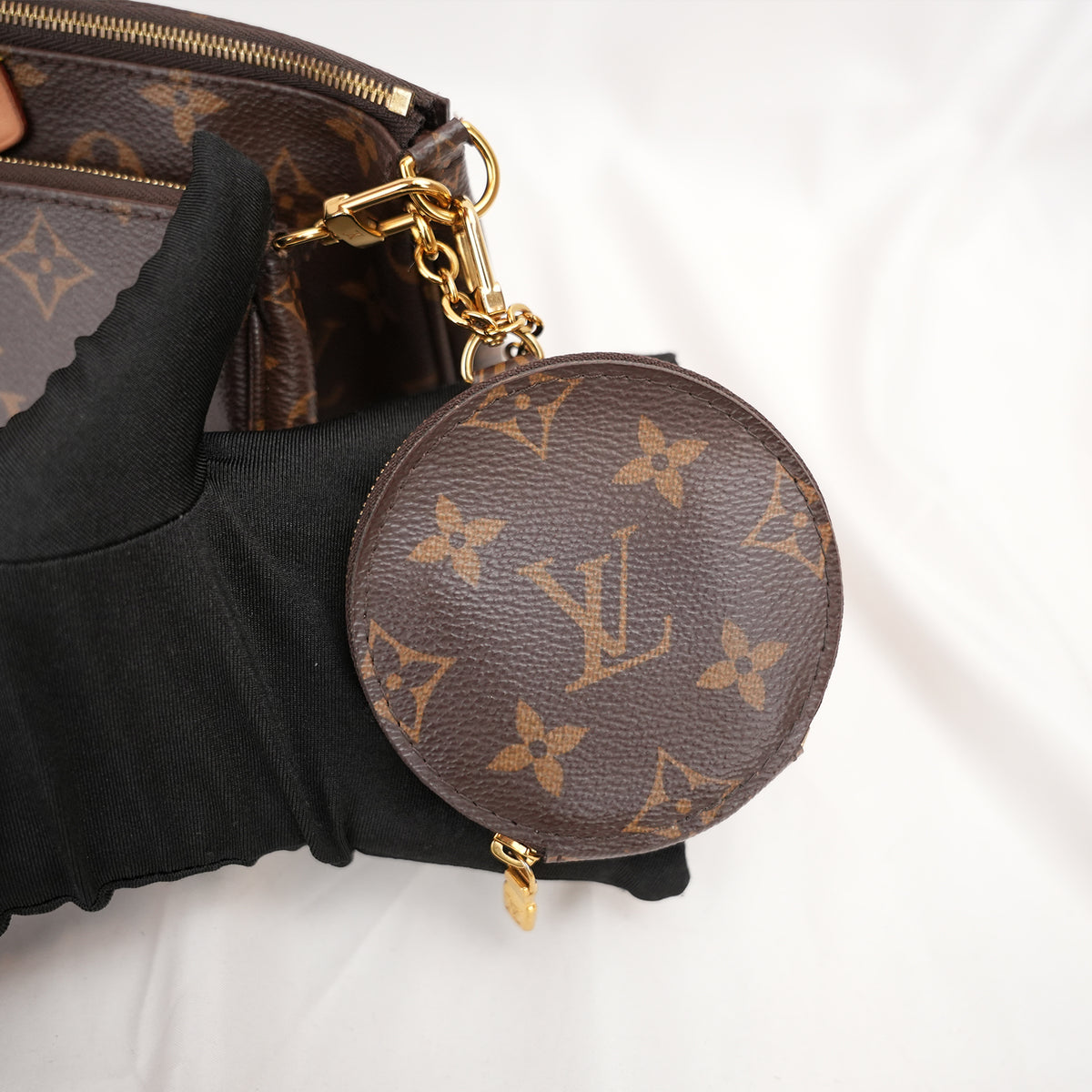Louis Vuitton Multi Pochette Accessoires Monogram in Tela Cerata e Pelle Marrone
