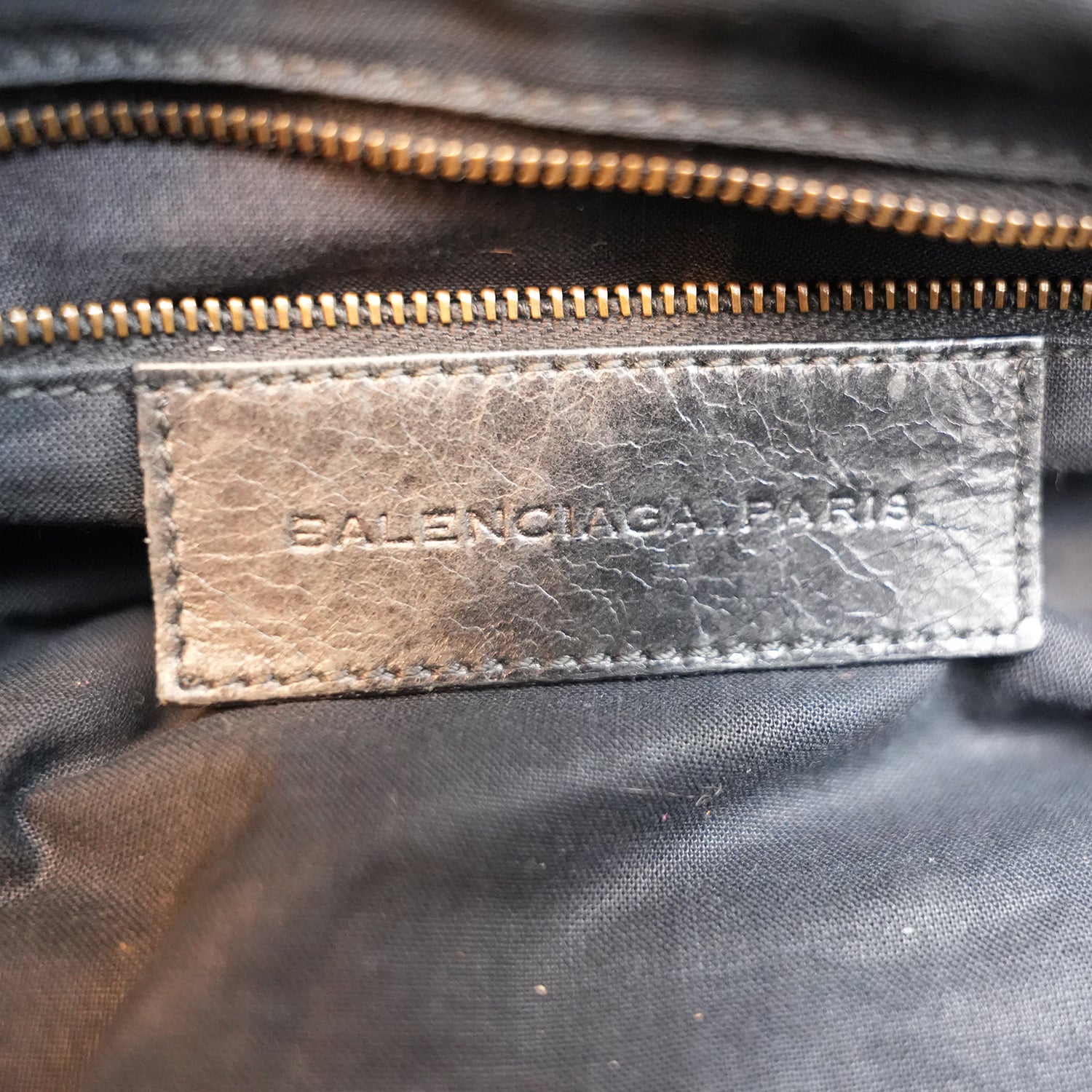 Balenciaga Classic City Mini Borsa a Mano in Pelle Nera con Borchie