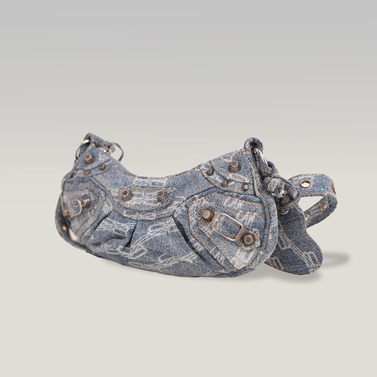 Balenciaga Le Cagole Borsa a Spalla Blu in Denim e Tela Monogram con Borchie