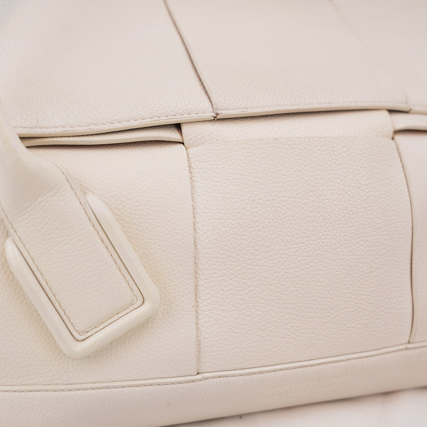 Bottega Veneta Arco Medium Tote Bag White Maxi Intrecciato Leather