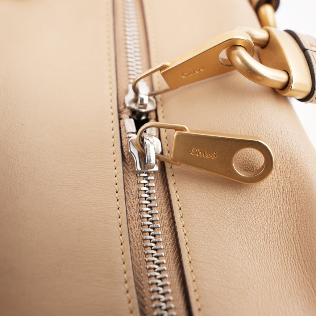 Chloé Paddington Borsa a Mano in Pelle Beige Nude con Lucchetto, Chiave e Dettagli Dorati