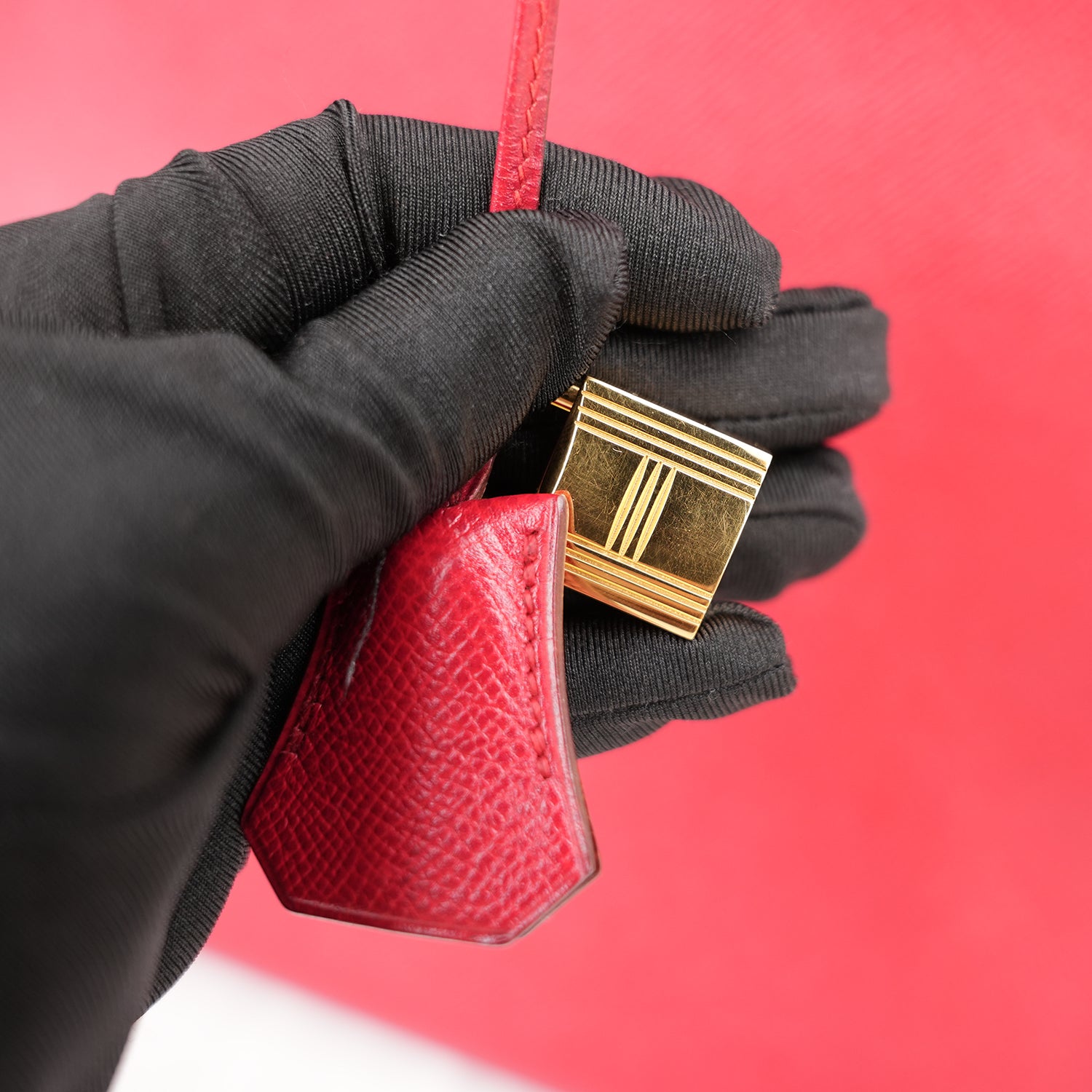 Hermès Kelly 35 red handbag 
