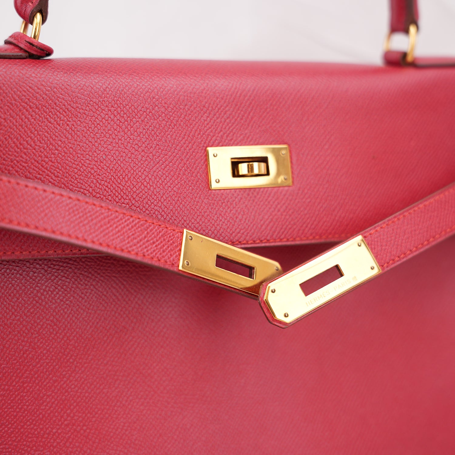 Hermès Kelly 35 red handbag 