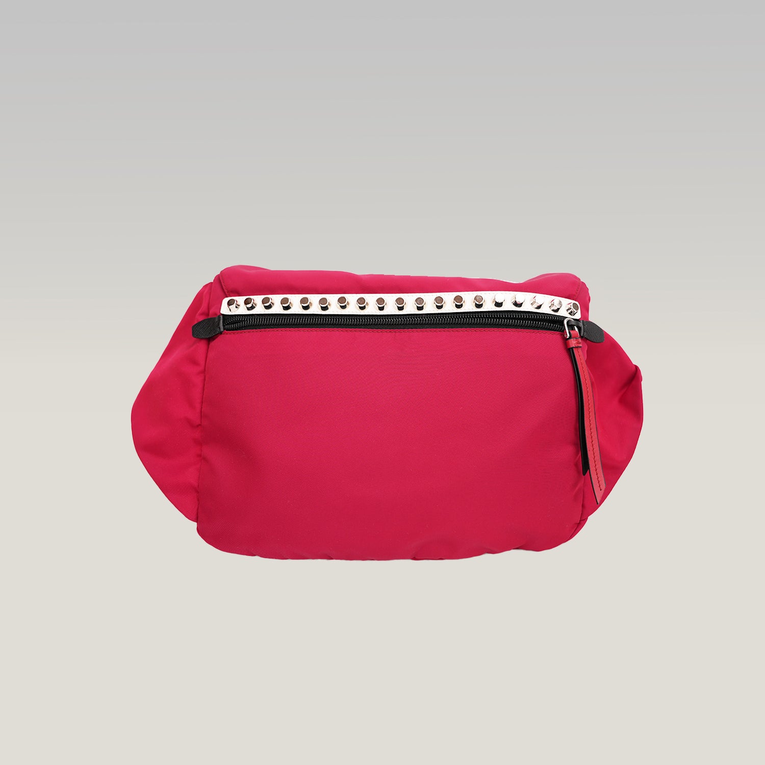 Prada Vintage Marsupio Rosso in Nylon con Borchie e Logo Triangolare