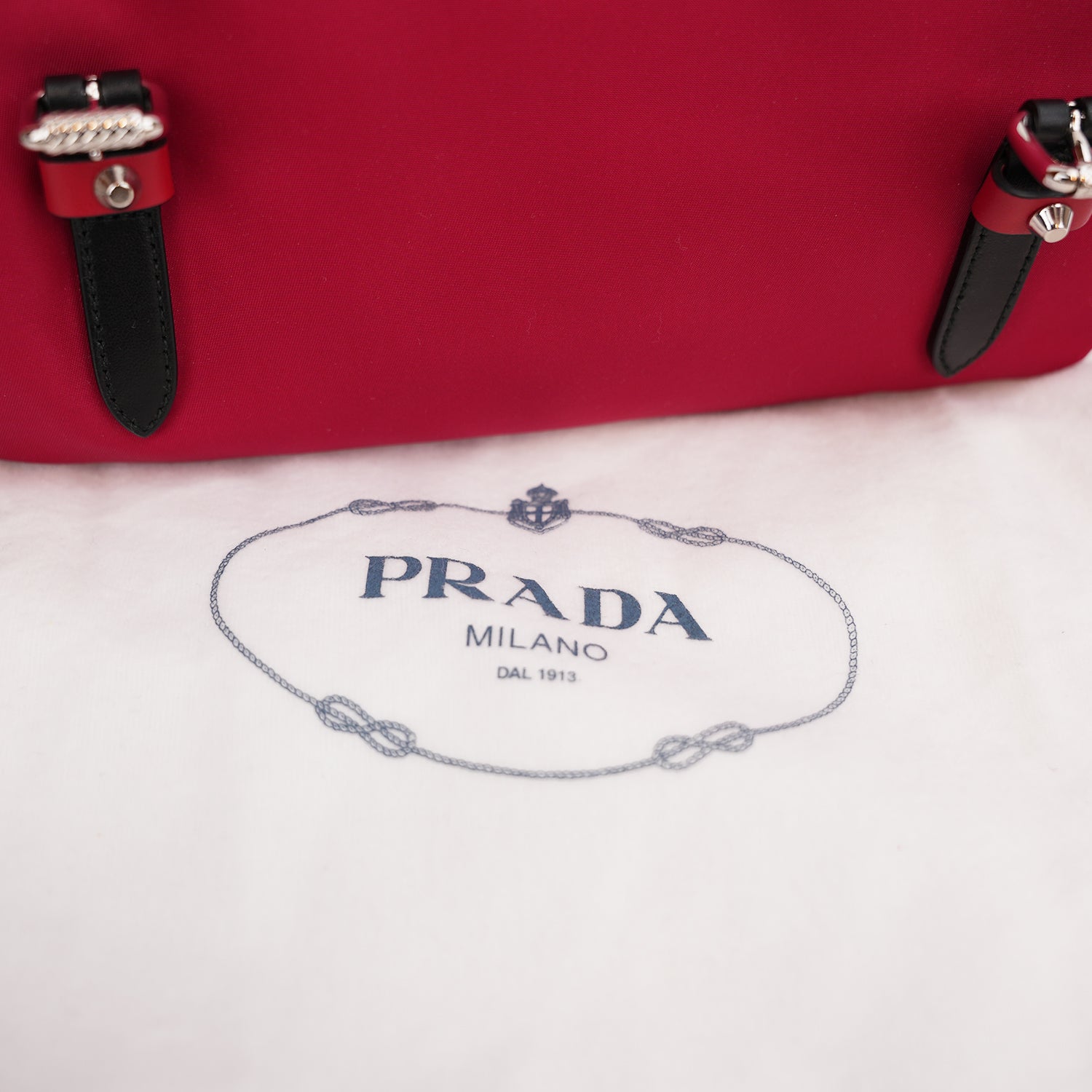 Prada Vintage Marsupio Rosso in Nylon con Borchie e Logo Triangolare