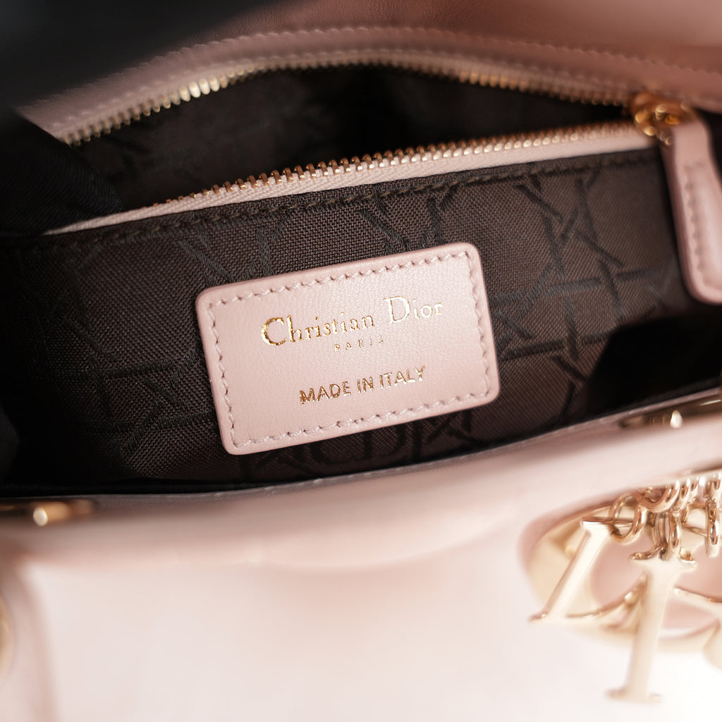 Dior Lady Dior Small My ABCDior Pink Lambskin Cannage Bag con Charm Oro