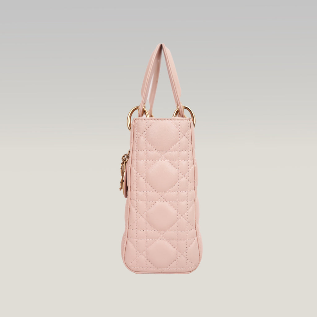 Dior Lady Dior Small My ABCDior Pink Lambskin Cannage Bag con Charm Oro