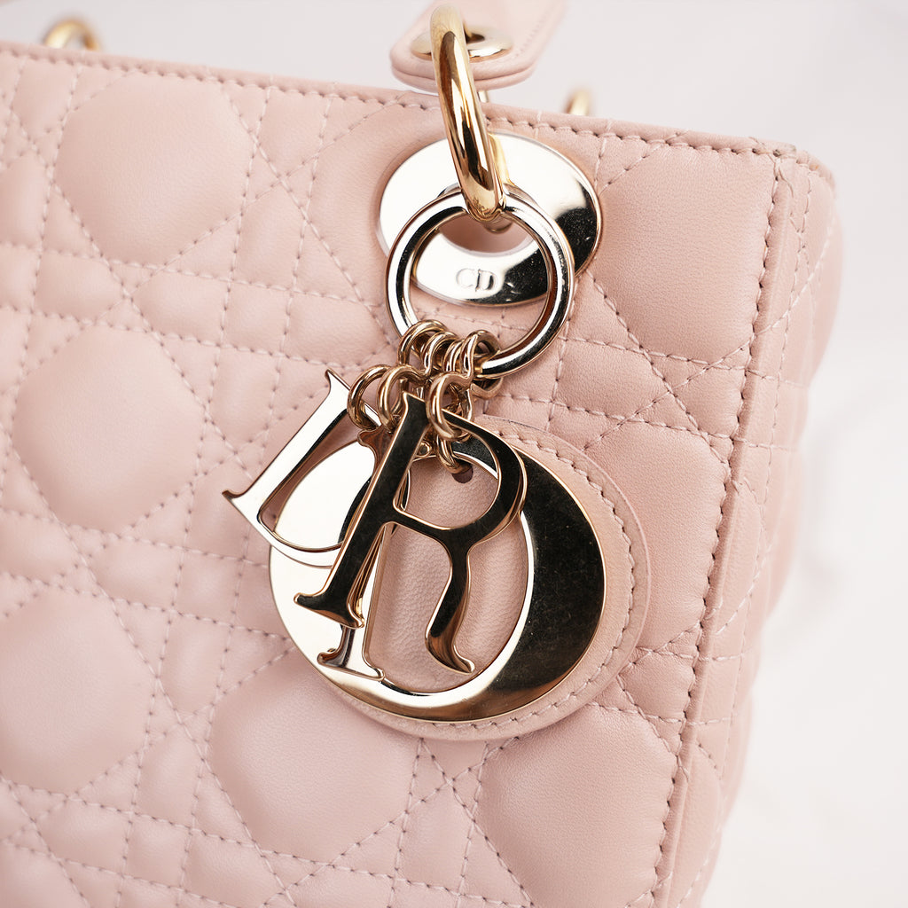 Dior Lady Dior Small My ABCDior Pink Lambskin Cannage Bag con Charm Oro