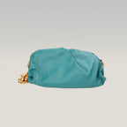 Bottega Veneta The Chain Pouch Borsa a Spalla in Pelle Turchese con Catena Oversize Dorata