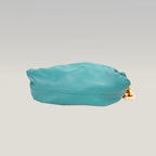 Bottega Veneta The Chain Pouch Borsa a Spalla in Pelle Turchese con Catena Oversize Dorata