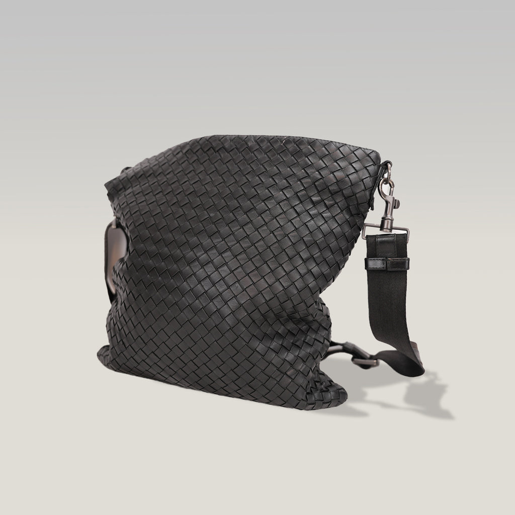 Bottega Veneta Intrecciato VN Borsa Messenger Uomo in Pelle Nappa Nera Crossbody Bag Artigianale