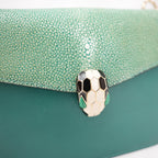 Bvlgari Serpenti Forever Small Crossbody Bag Verde in Pelle con Chiusura Snake Head