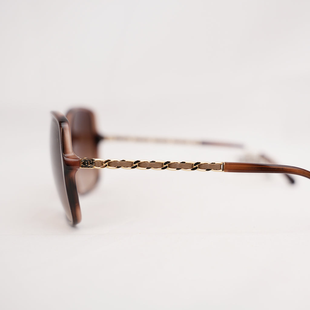 Chanel Brown Gradient Square Sunglasses with Lambskin Chain Detail