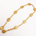 Chanel Cintura a Catena Vintage in Metallo Dorato con Medaglioni Ovali Logo CC e Incisione Paris