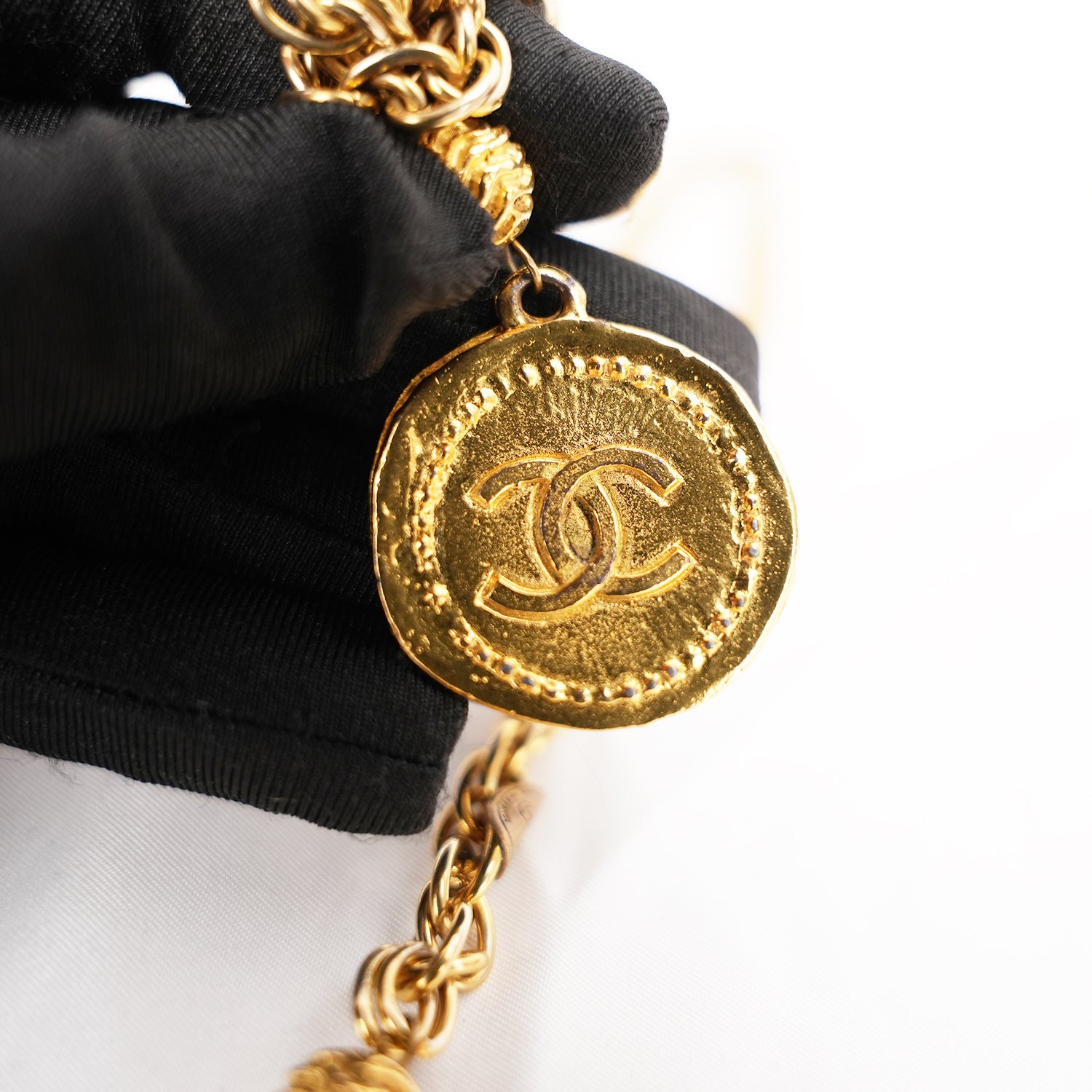 Chanel Vintage Gold-Plated CC Medallion Lariat Necklace