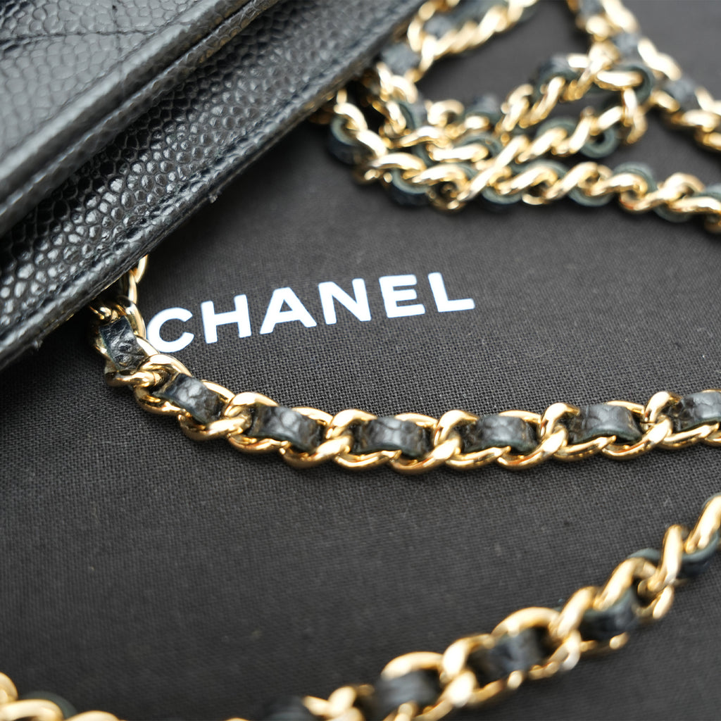 Chanel WOC Classic Nera Caviar Oro