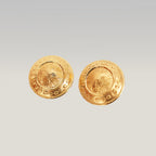Chanel Orecchini a Clip Vintage Rotondi in Metallo Dorato con Logo Chanel – Bijoux Donna