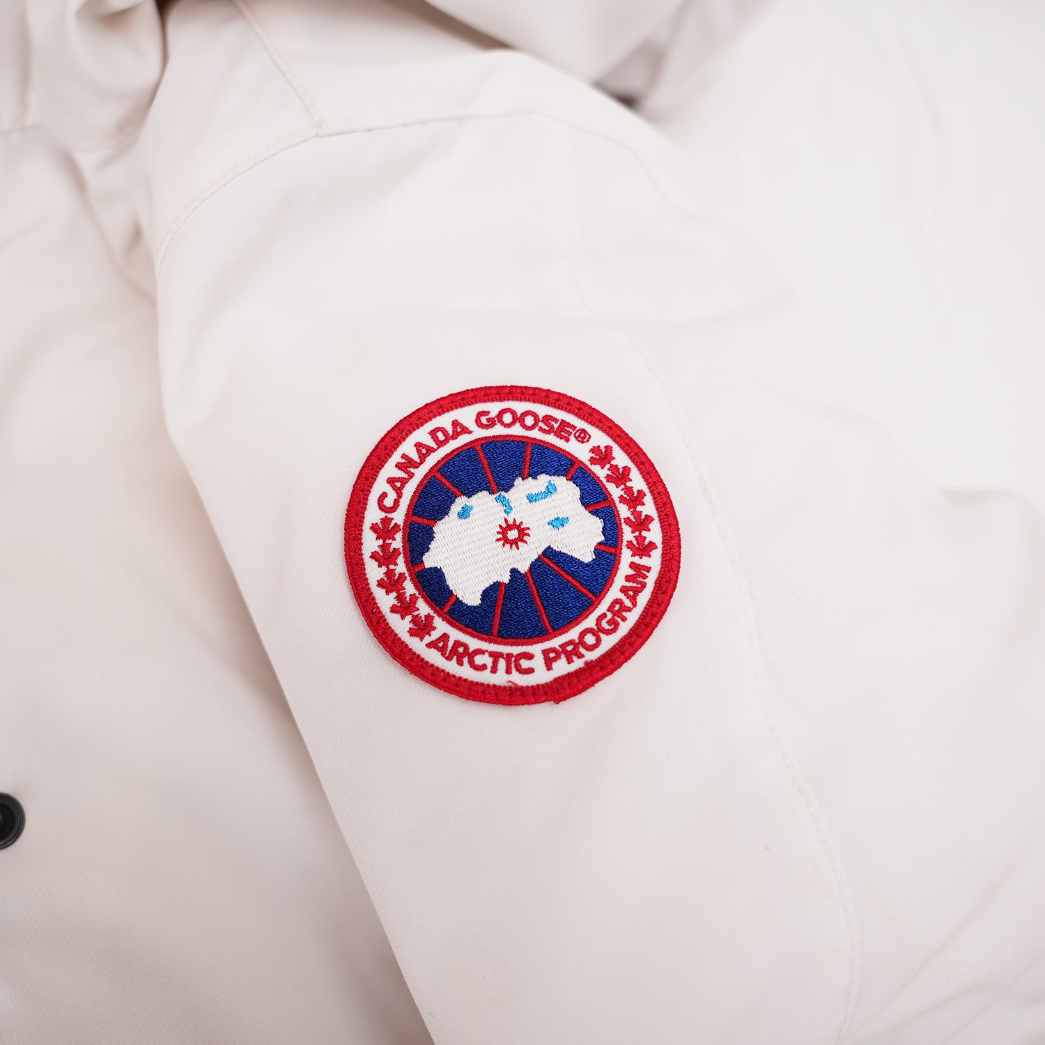 Canada Goose Victoria Parka Donna Bianco Piumino Lungo con Cappuccio e Pelliccia Giacca Invernale Antivento