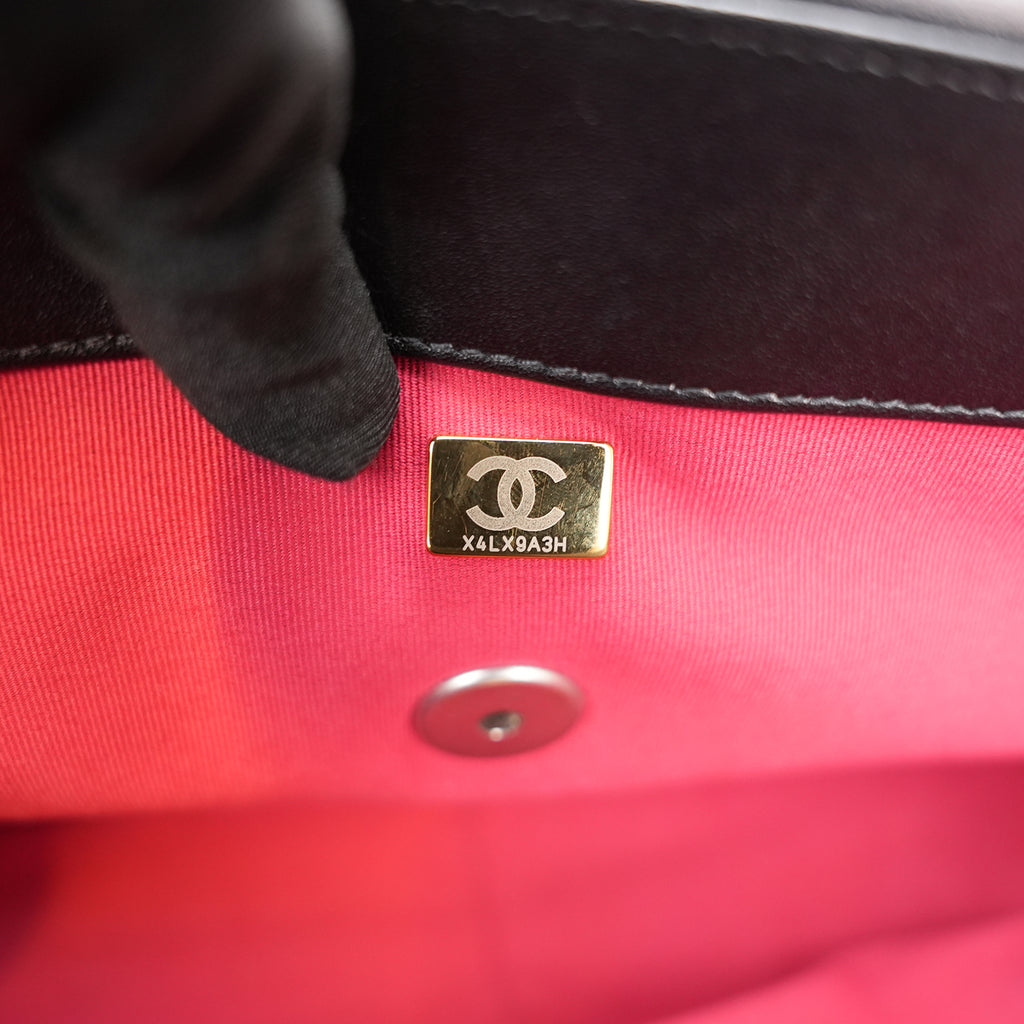 Chanel 19 Large Flap Bag Black Lambskin Quilted Leather Silver Hardware