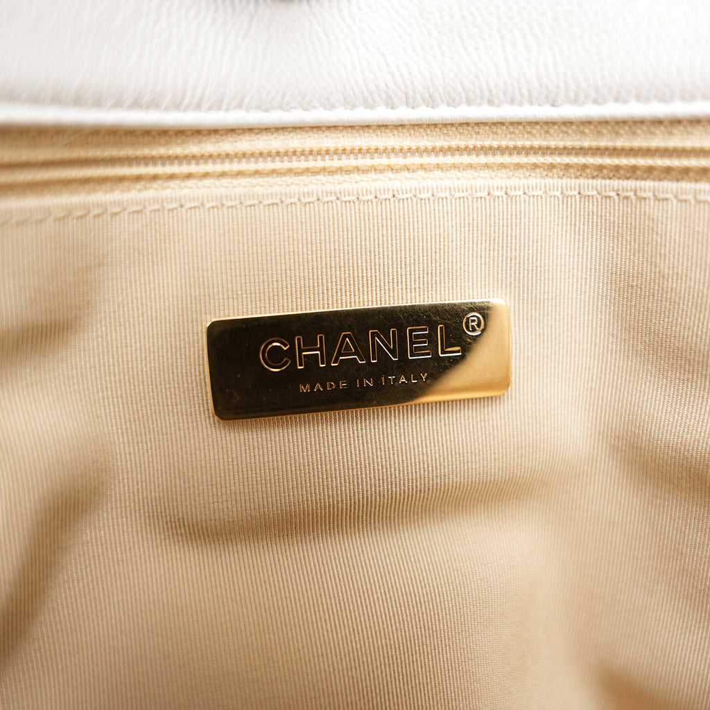 Chanel 19 Medium Flap Bag Beige in Pelle Matelassé con Catena Mista Oro e Argento