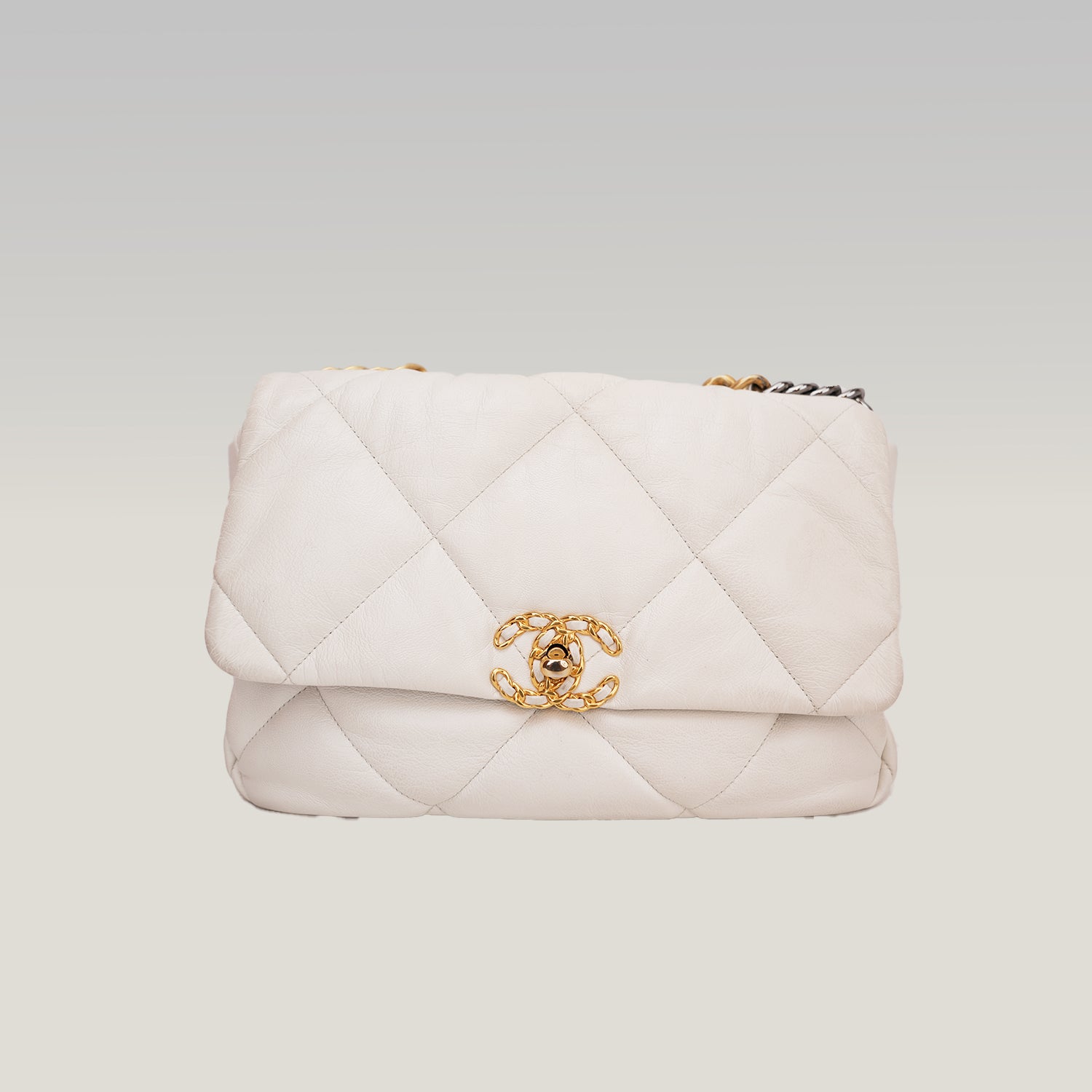 Chanel 19 Medium Flap Bag Beige in Pelle Matelassé con Catena Mista Oro e Argento