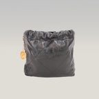 Chanel 22 Mini Borsa a Mano in Pelle Nera Lucida con Perle e Catena Dorata