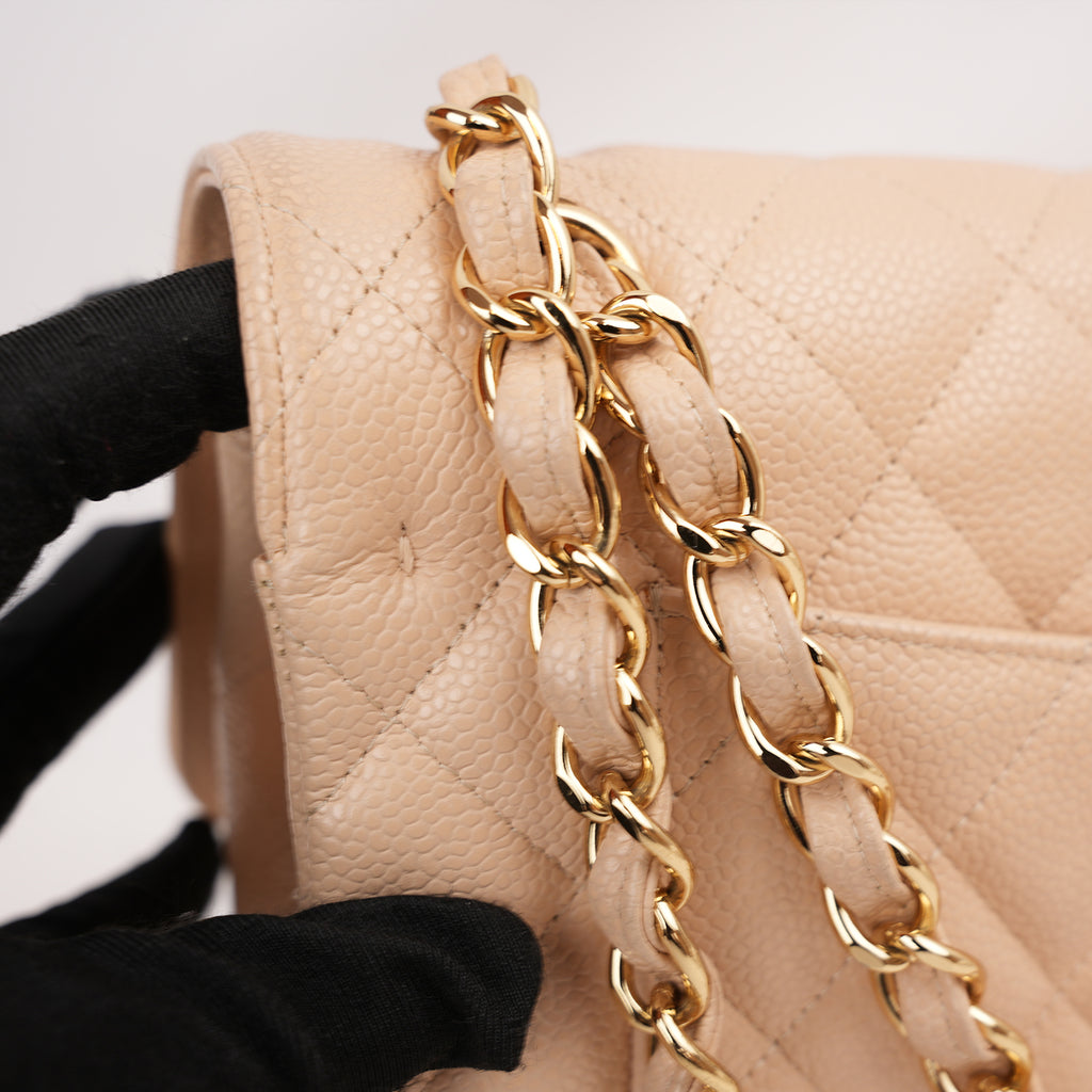 Chanel Classic Flap Jumbo Double Flap in Pelle di Vitello Beige Matelassé con Hardware Dorato – Serie 18