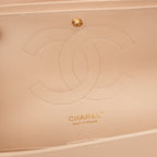 Chanel Classic Flap Jumbo Double Flap in Pelle di Vitello Beige Matelassé con Hardware Dorato – Serie 18