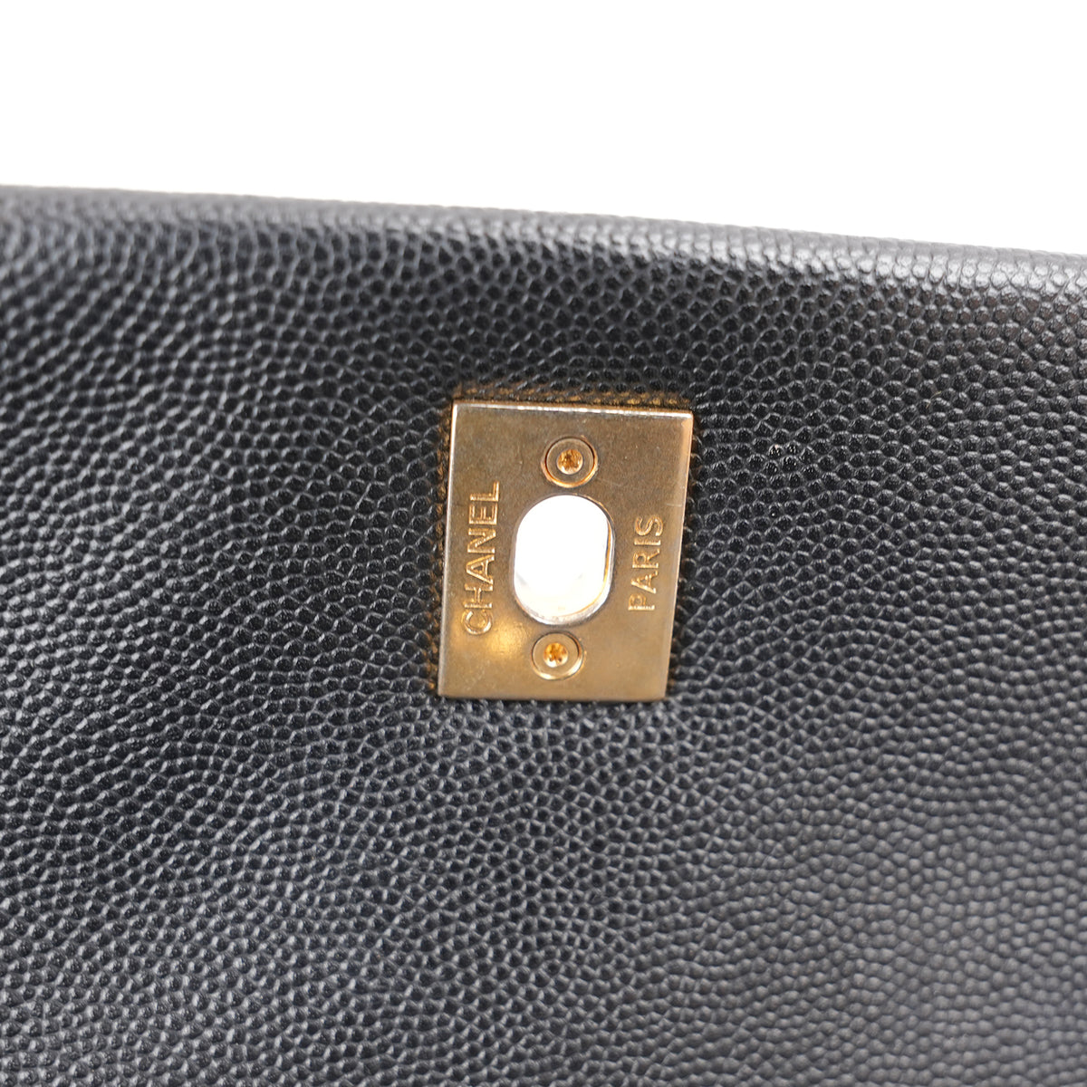 Chanel Coco Handle Borsa a Mano Media in Pelle Caviar Nera Matelassé con Hardware Dorato – Serie 25