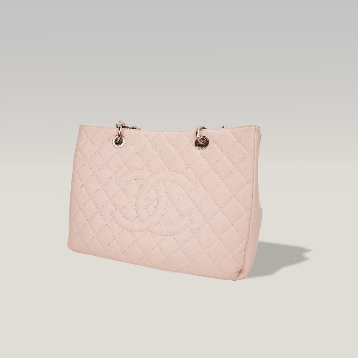 Chanel Grand Shopping Tote GST Media in Pelle Caviar Rosa Chiaro con Hardware Argentato – 2017